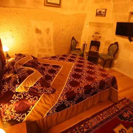 Szálloda Traveller's Cave 3*
