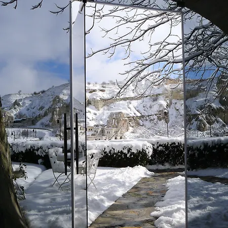 ホテル トラベラーズ ケーブ