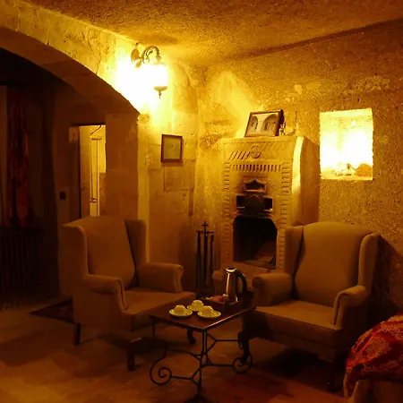 Hotel Traveller's Cave