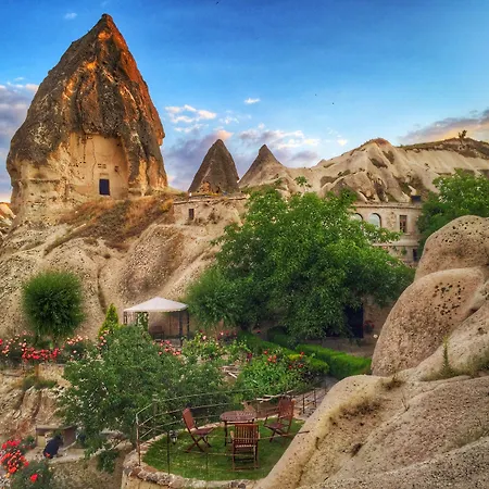 トラベラーズ ケーブ ホテル