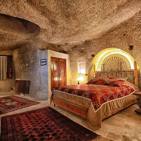 Hotel Traveller's Cave