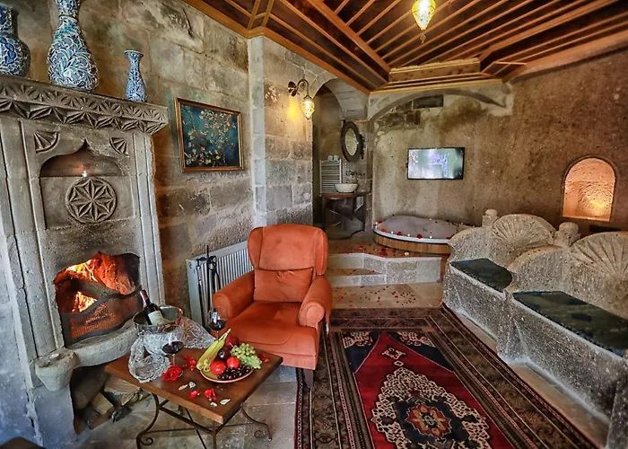 Hotel Traveller's Cave 3*