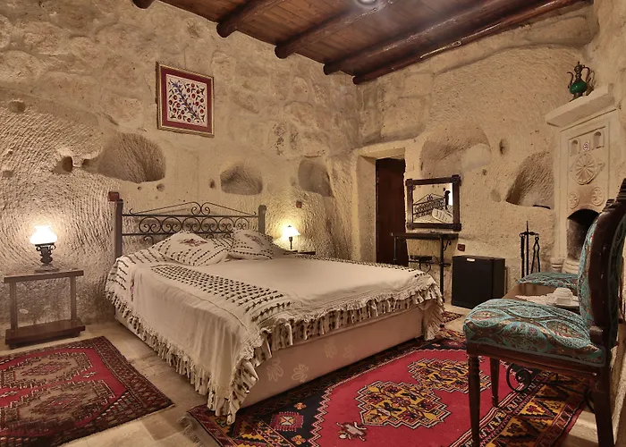 Traveller's Cave Hotel