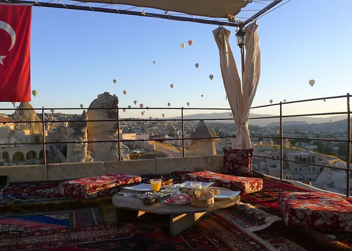 Traveller's Cave Hotel